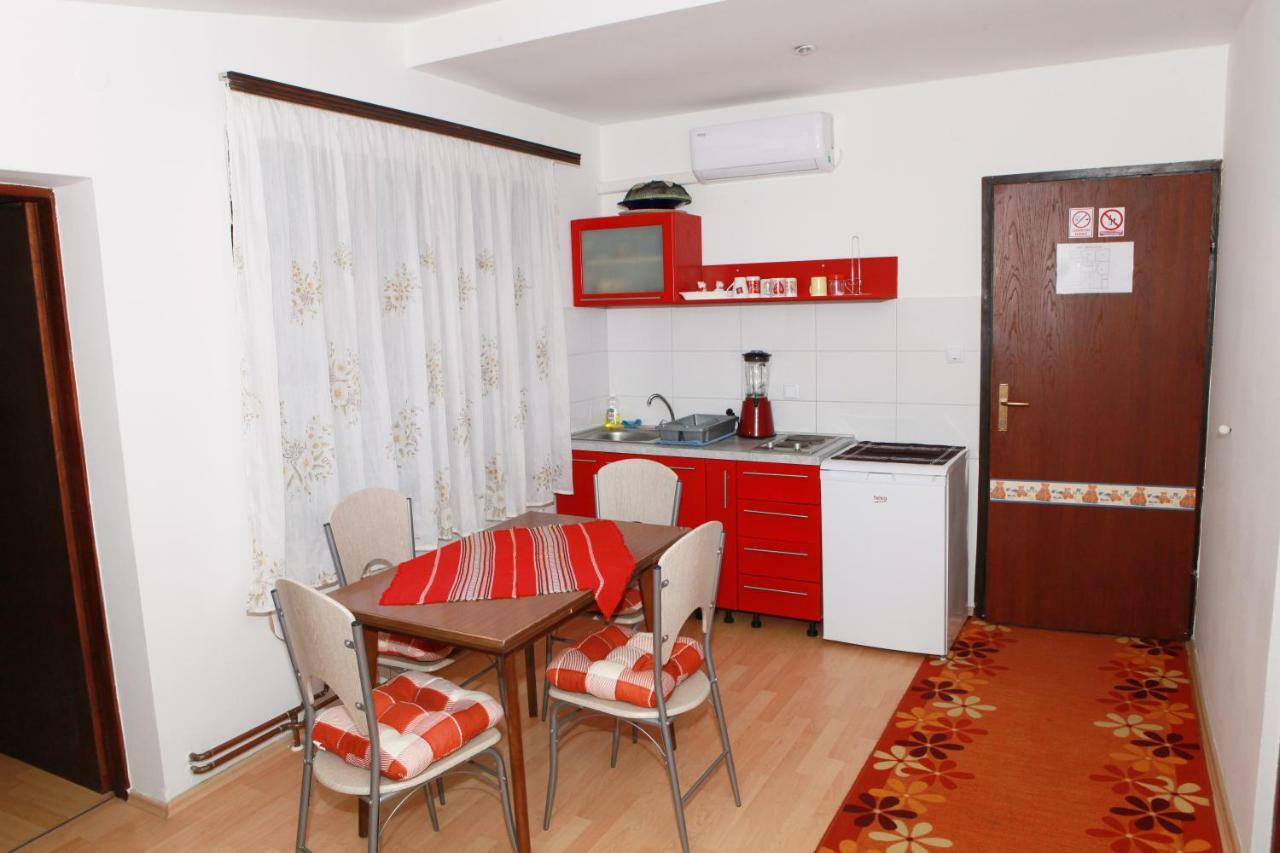 Apartmani Kristanic Karlovac Exterior foto