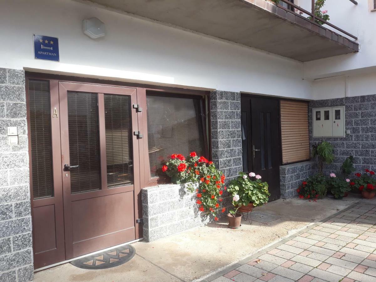 Apartmani Kristanic Karlovac Exterior foto